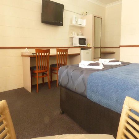 Banjo Paterson Motor Inn Townsville Ngoại thất bức ảnh