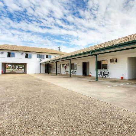 Banjo Paterson Motor Inn Townsville Ngoại thất bức ảnh