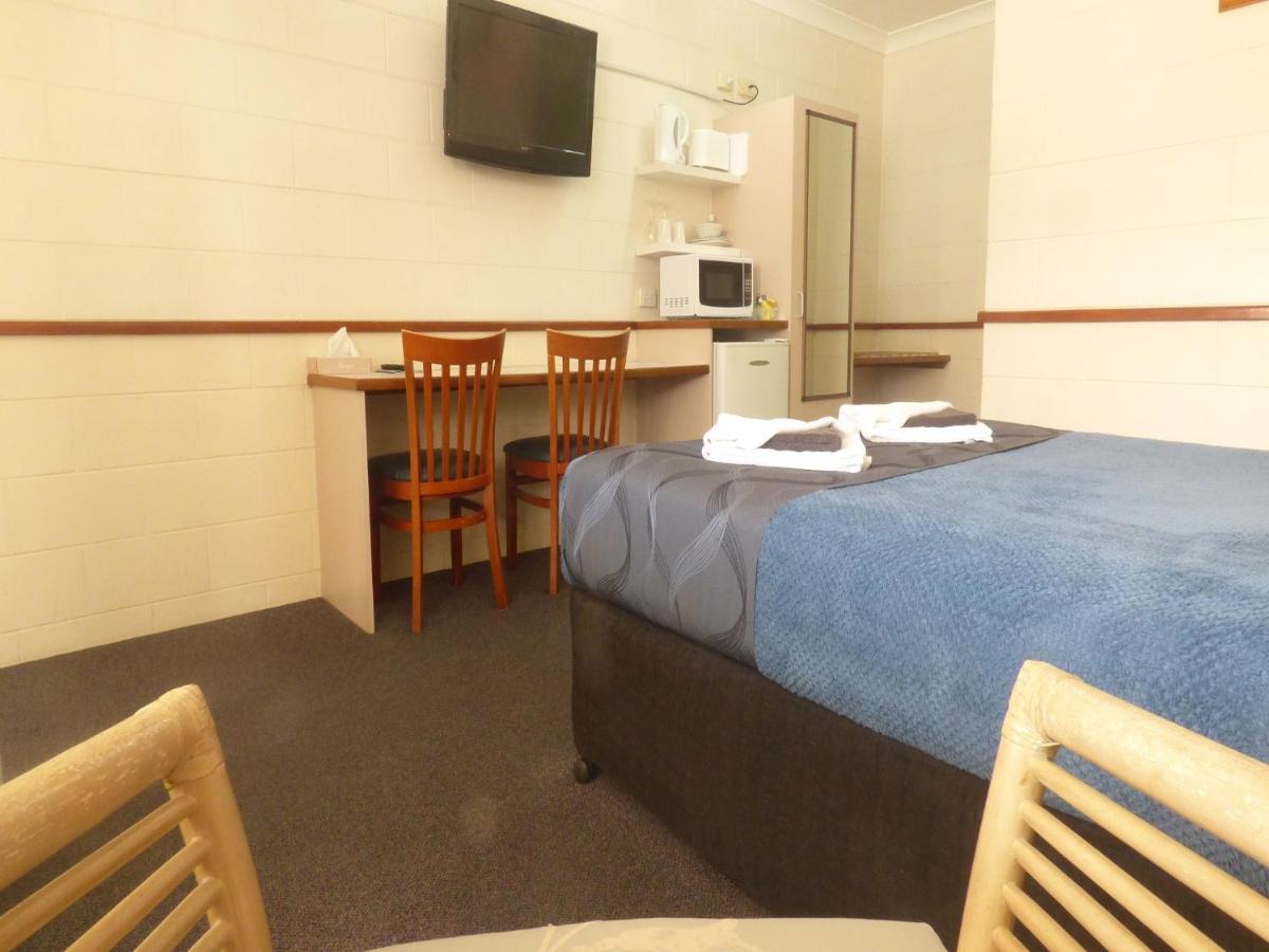 Banjo Paterson Motor Inn Townsville Ngoại thất bức ảnh