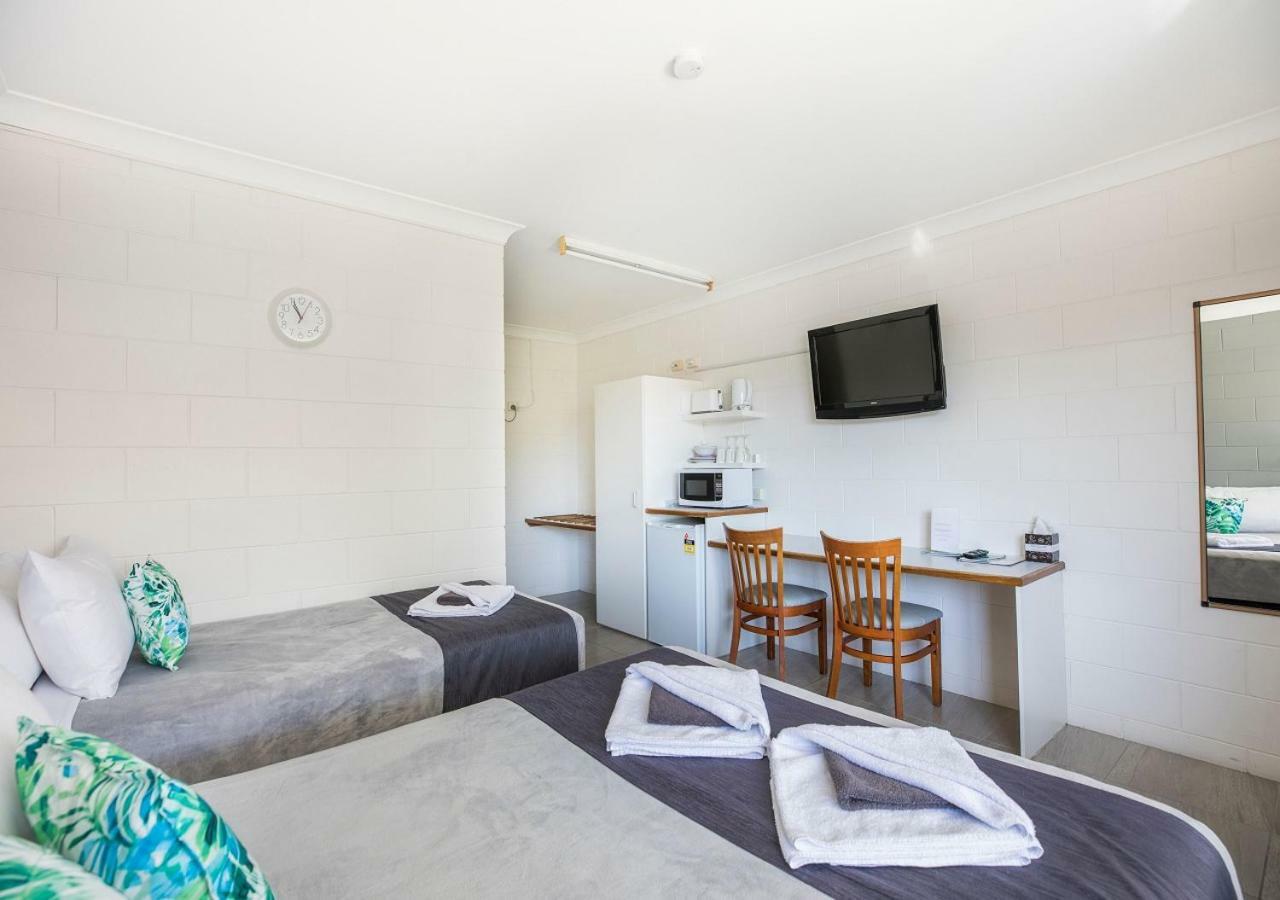 Banjo Paterson Motor Inn Townsville Ngoại thất bức ảnh