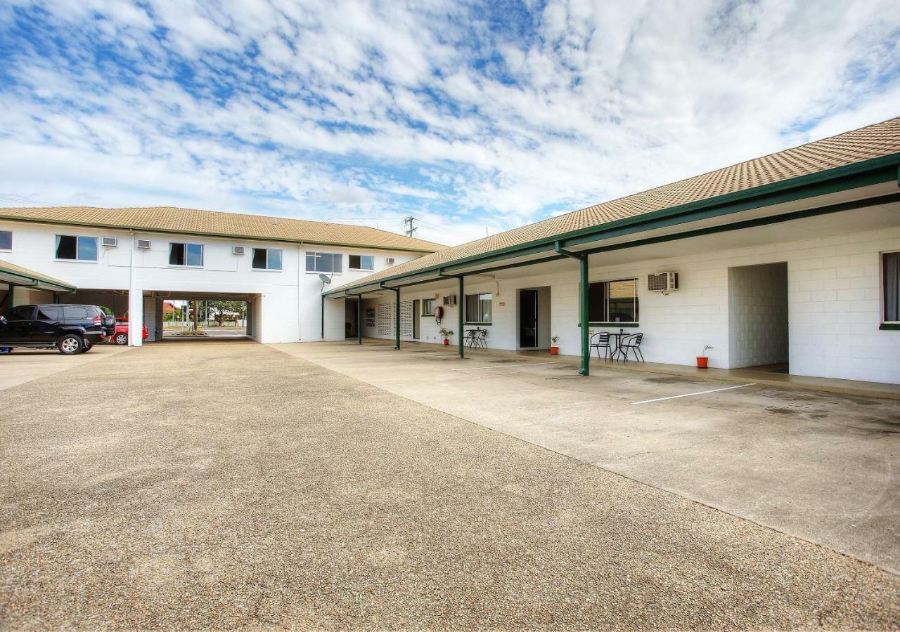 Banjo Paterson Motor Inn Townsville Ngoại thất bức ảnh