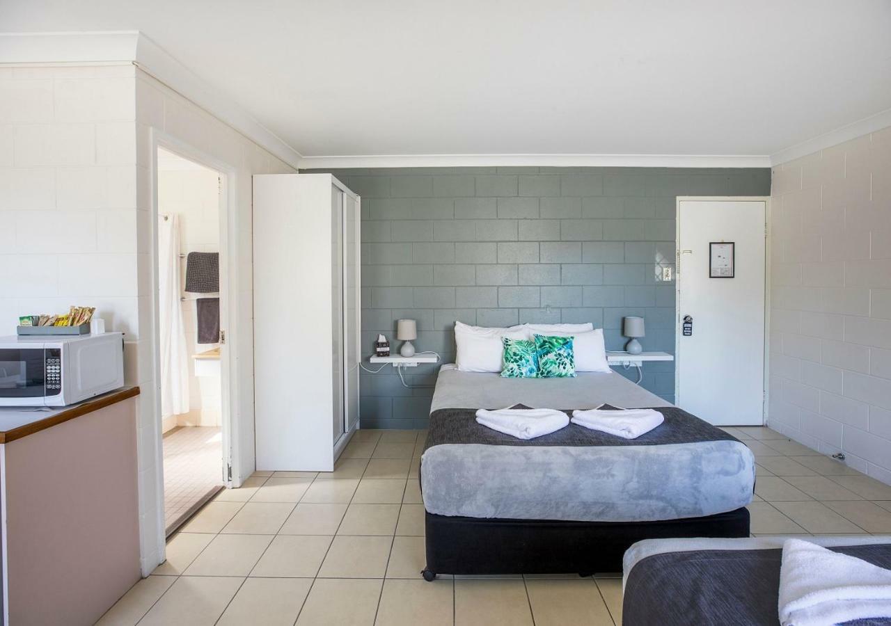 Banjo Paterson Motor Inn Townsville Ngoại thất bức ảnh